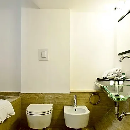 Nisi Frühstückspension 4*