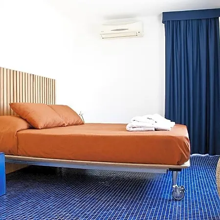 Frühstückspension Nisi 4*